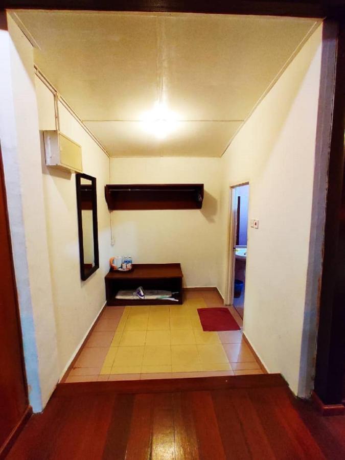 Adina Drive-In Motel Cenang - Managed By Shell Out Resort Пантай Ченанг Екстериор снимка